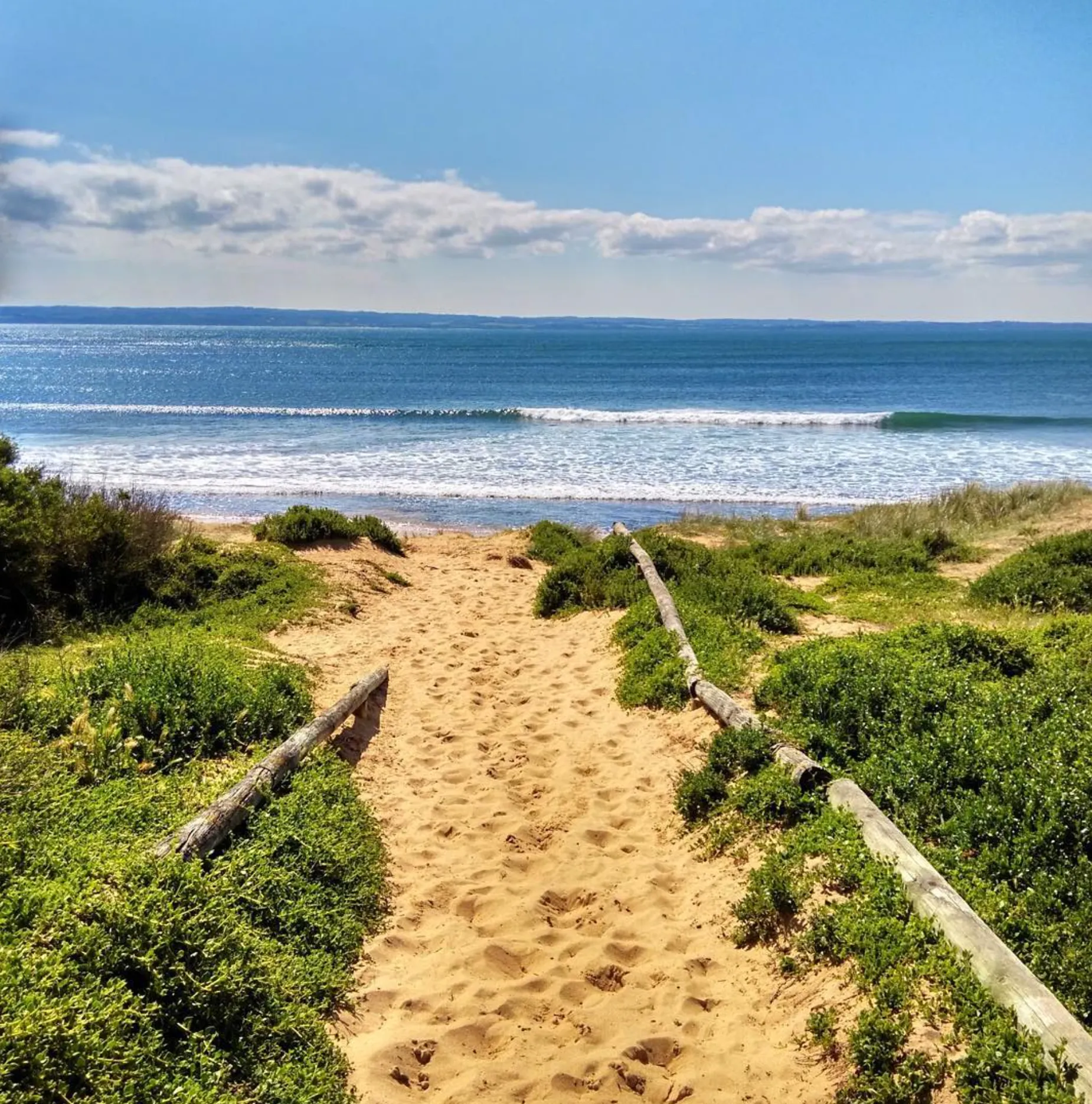 Beach charm Shelly Beach