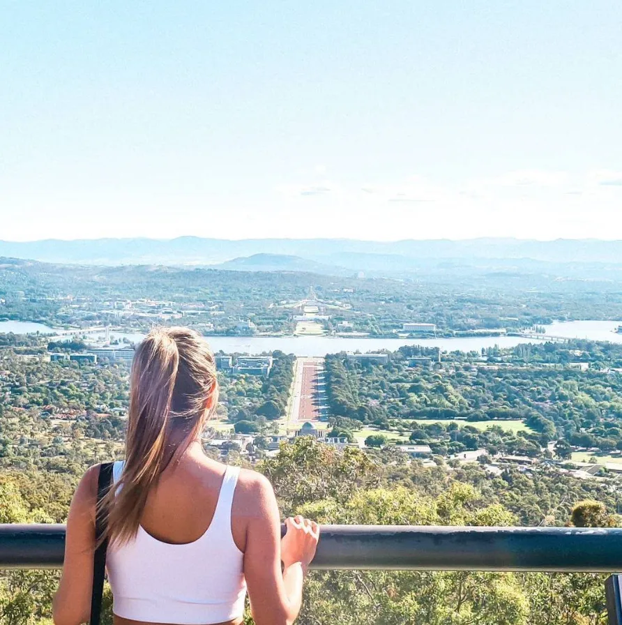 Discover the majestic beauty of Mount Ainslie