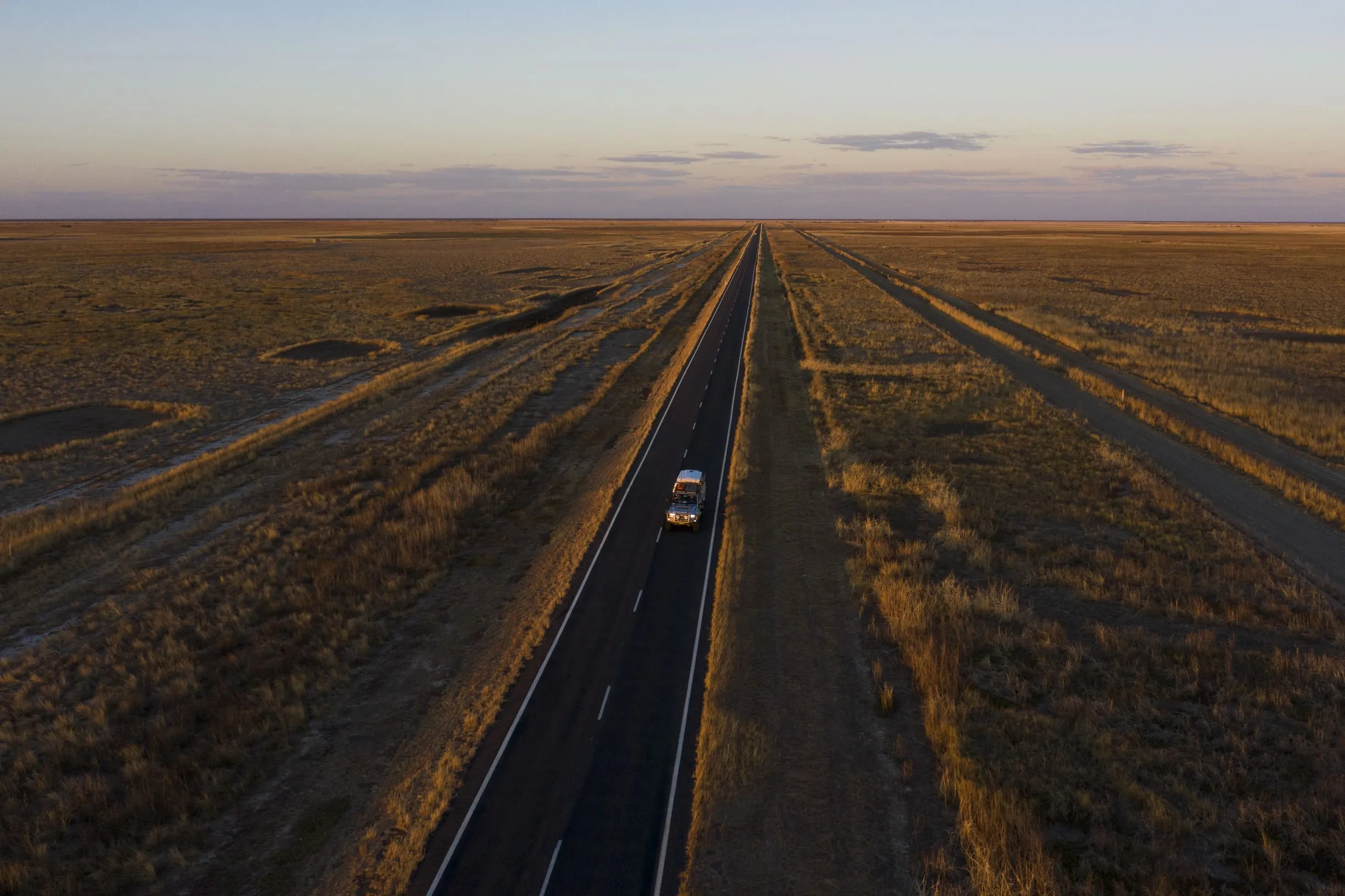 Travel along the Savannah Way route