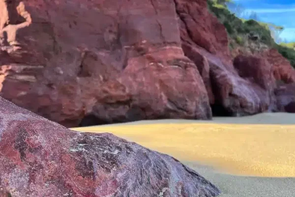 Red rocks beach