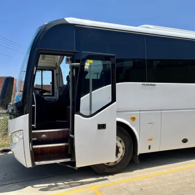 Yutong 39-seater - exterior with entry way2