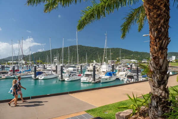 airlie beach things to do