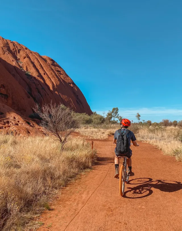 things to do in ayers rock