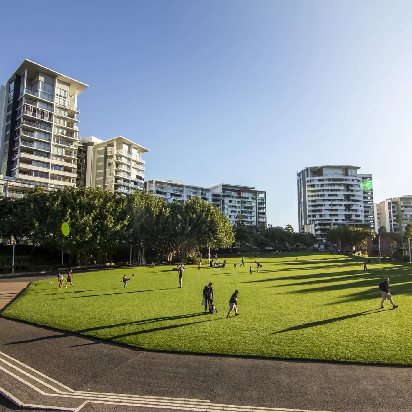 things to see and do in brisbane