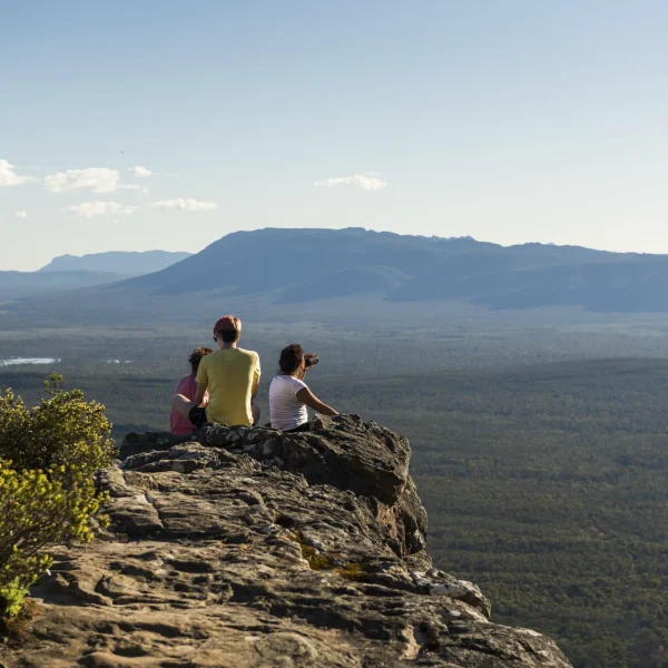 tours adelaide to melbourne
