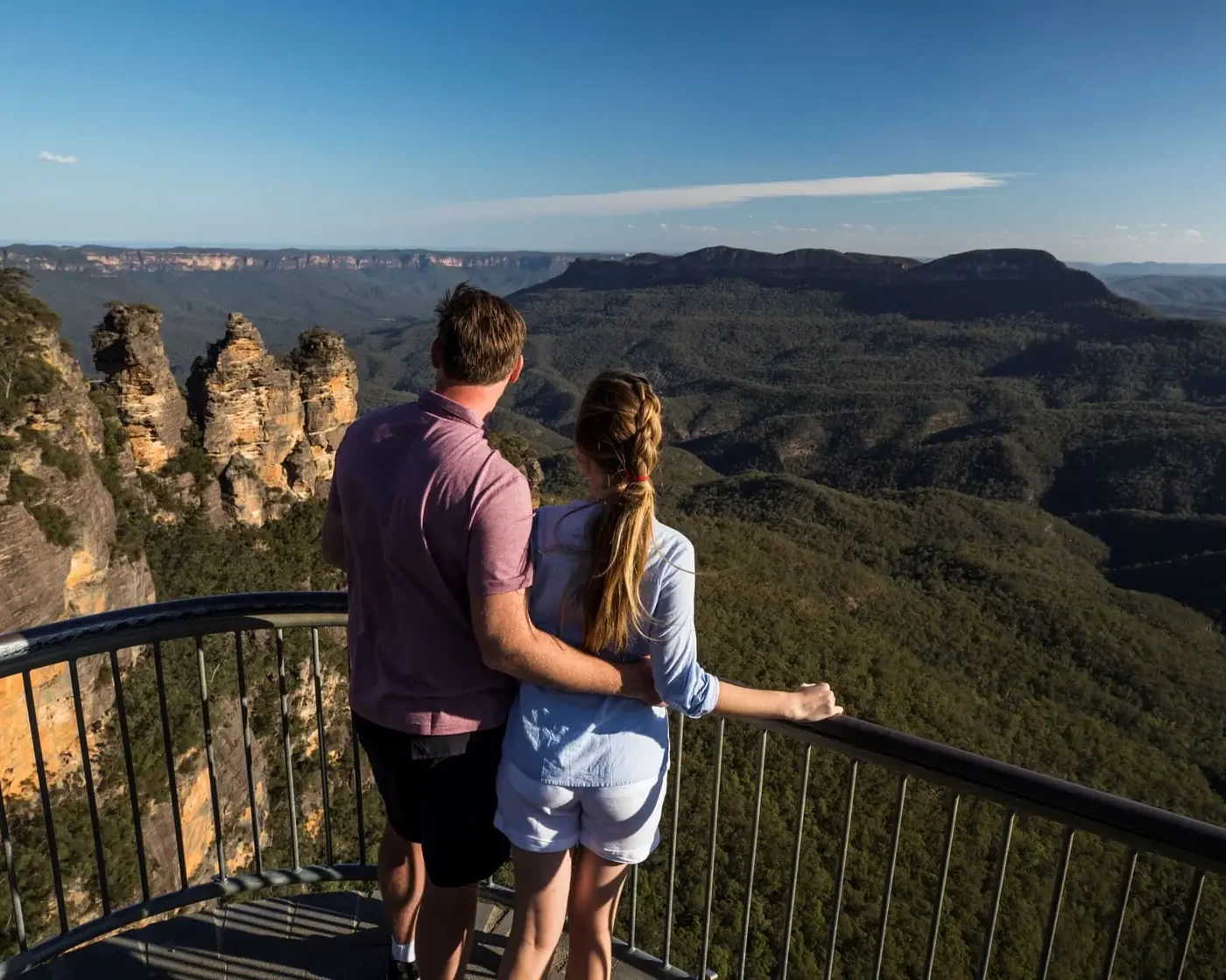 what makes the blue mountains blue